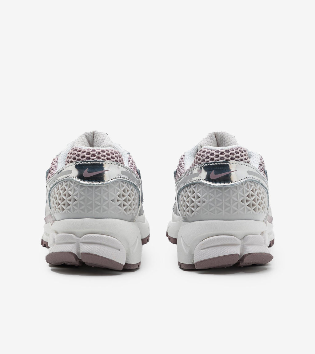Nike Zoom Vomero 5 Metallic Silver Platinum Violet (Women's)