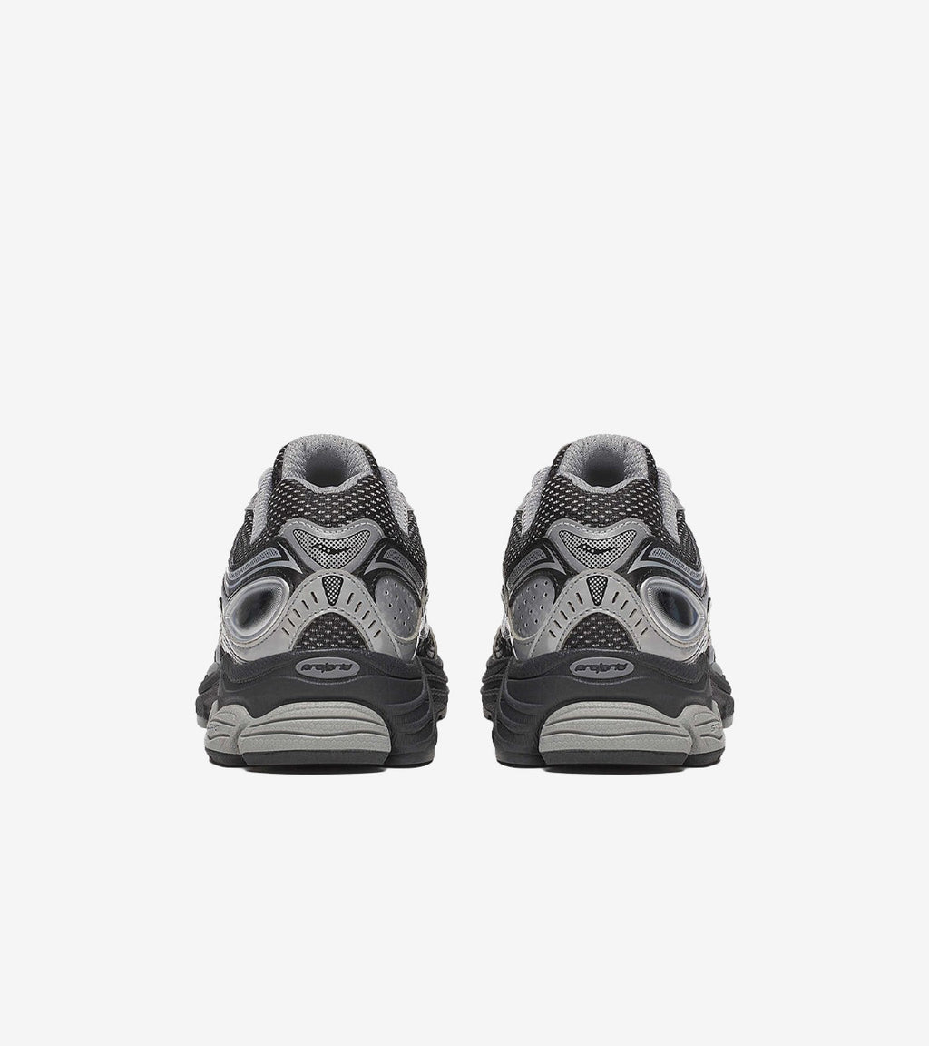 Saucony PROGRID OMNI 9 OG Black Silver