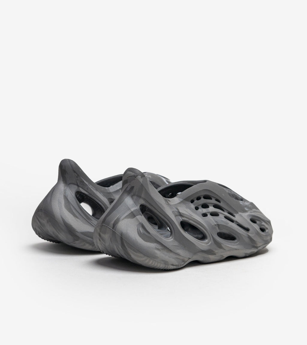 adidas Yeezy Foam RNR MX Granite