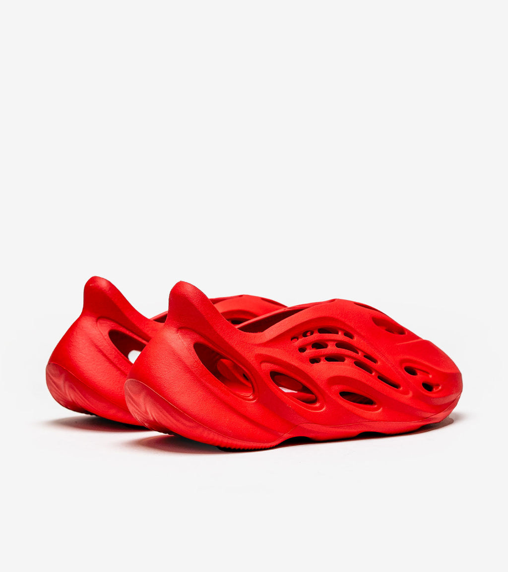 adidas Yeezy Foam RNNR Vermillion