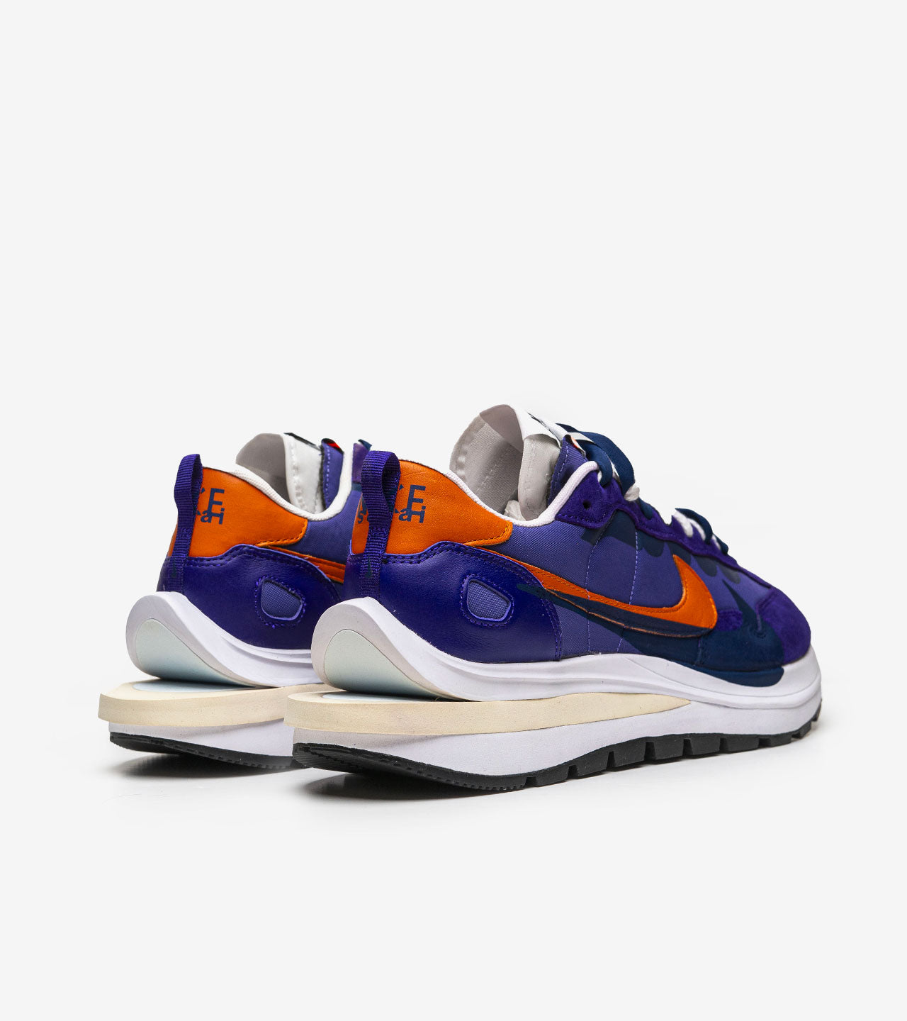 Nike Vaporwaffle sacai Dark Iris