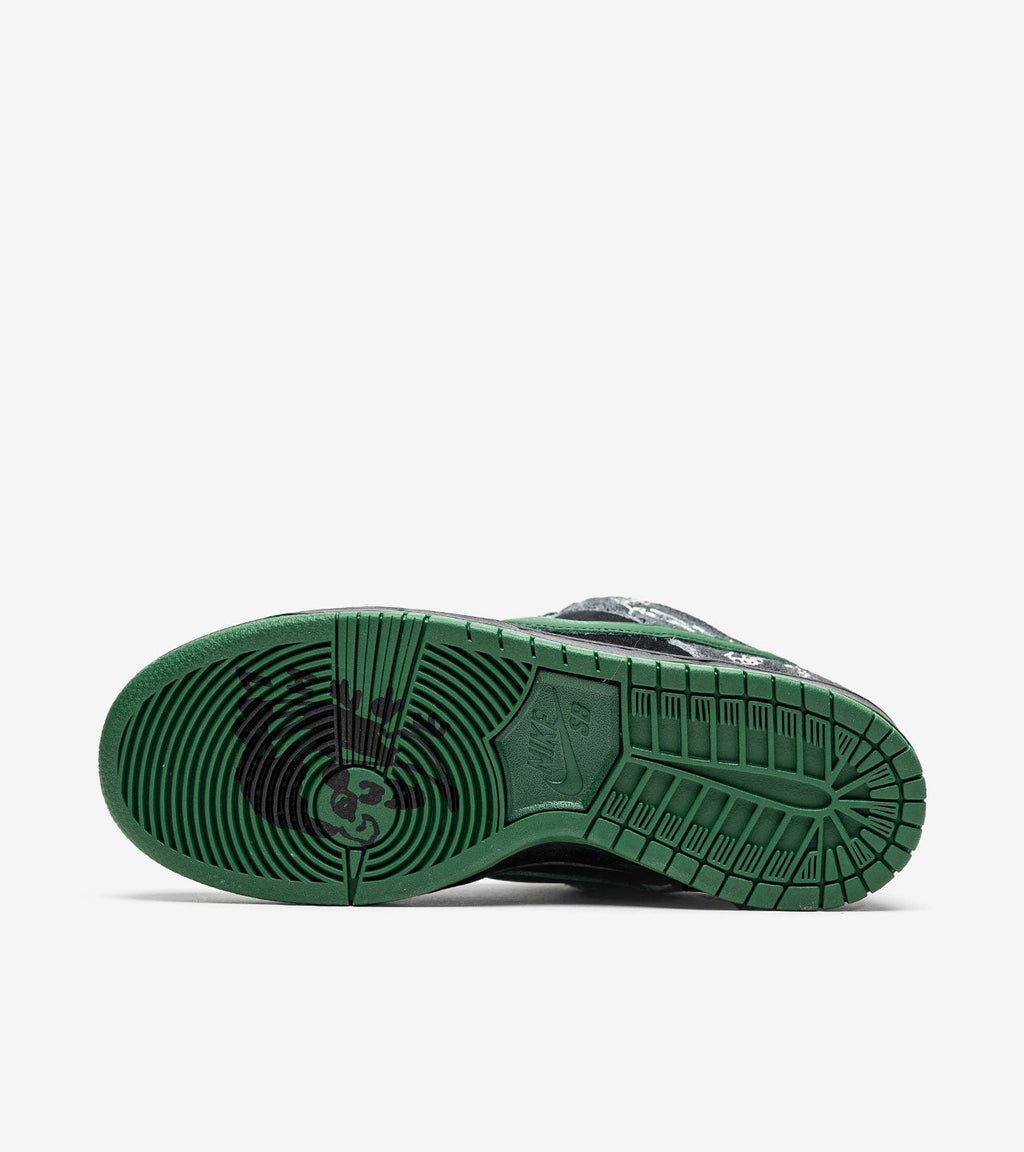 Nike SB Dunk Low There Skateboards