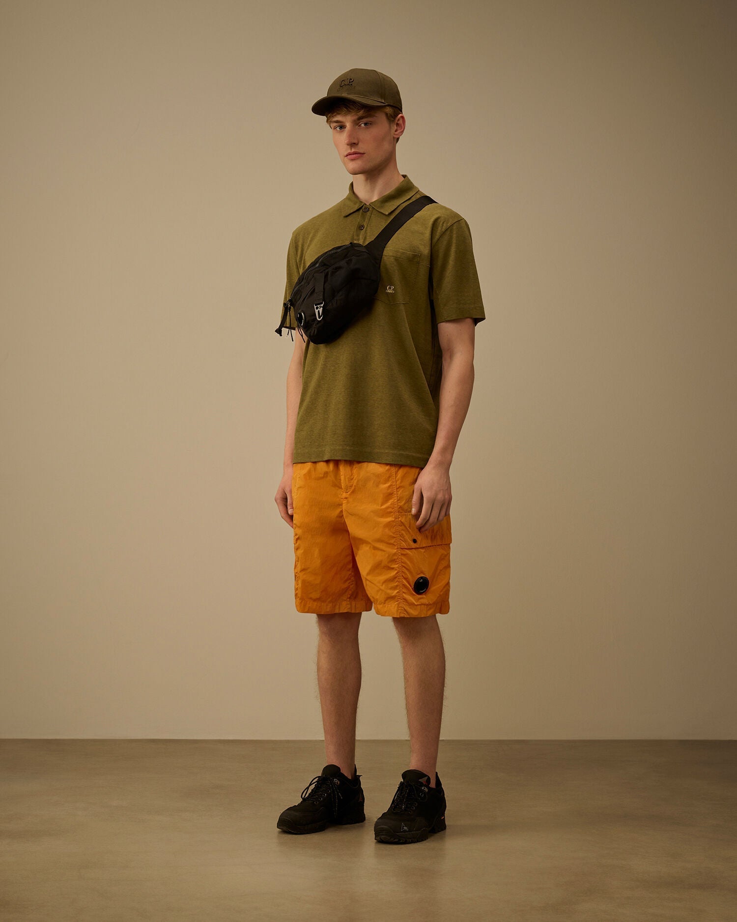 Short cp compagny orange