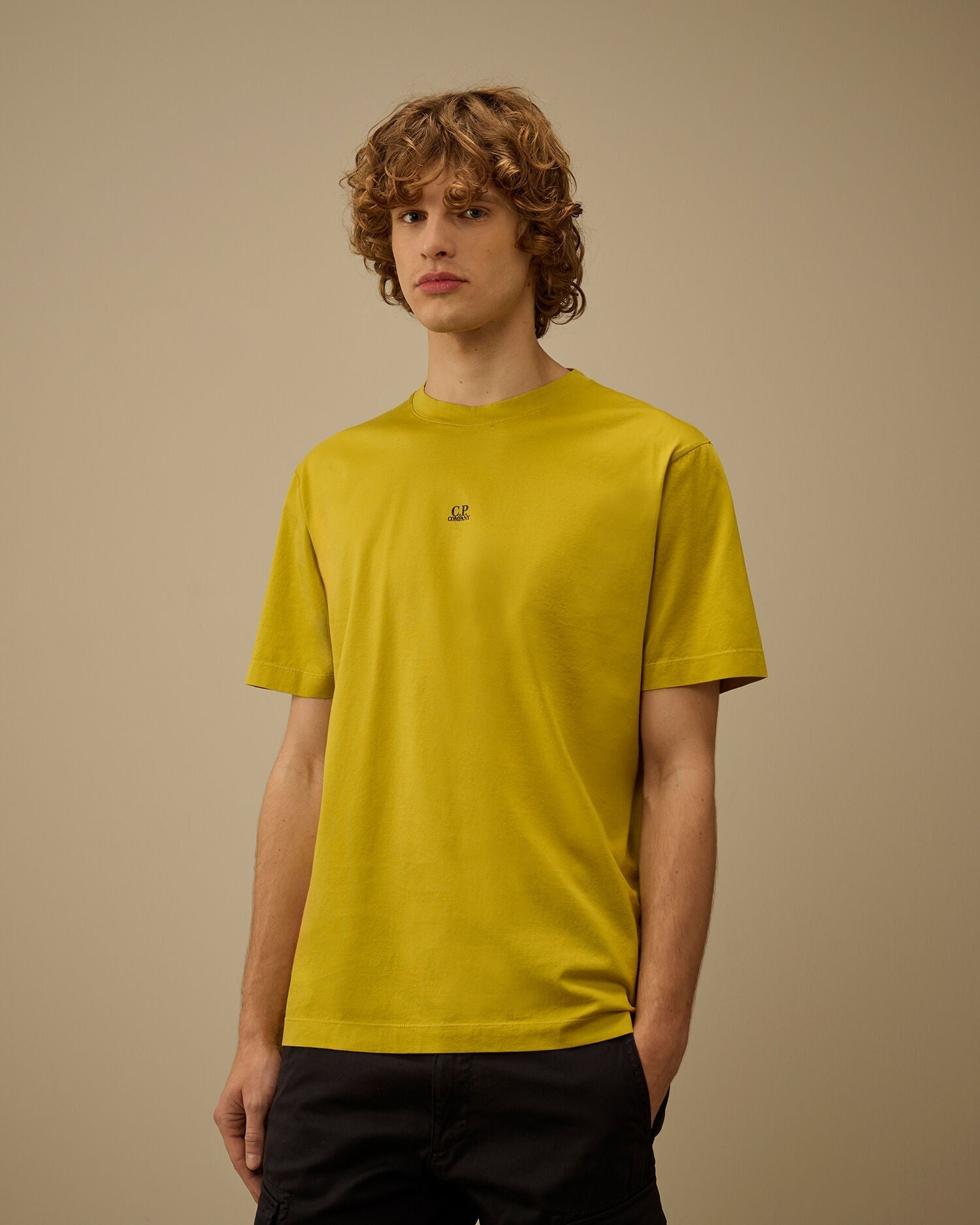 T-shirt cp compagny moutarde