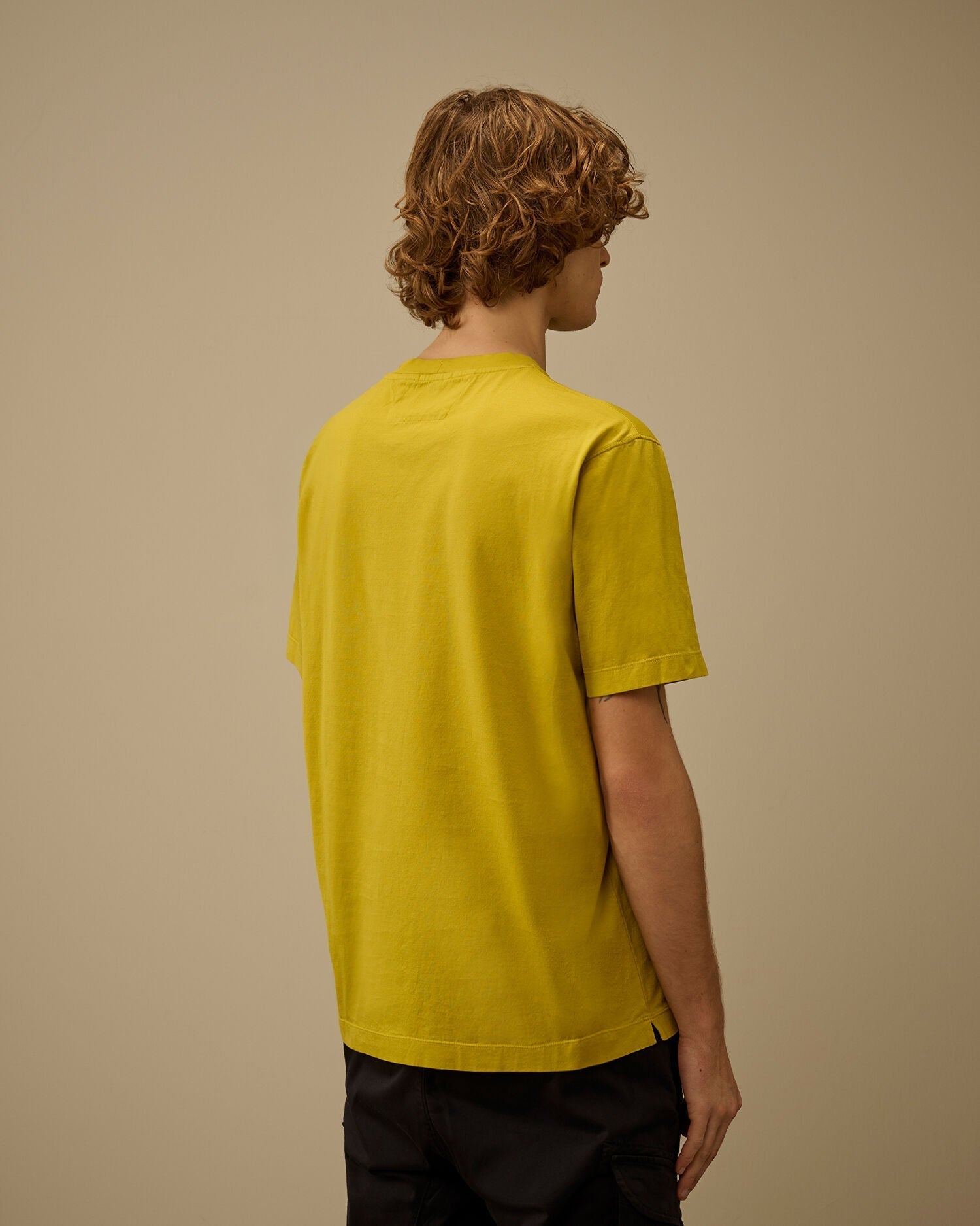 T-shirt cp compagny moutarde